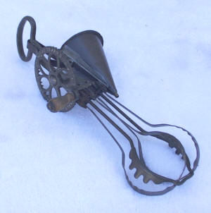 Holt 
Lyon Beater w/ Funnel